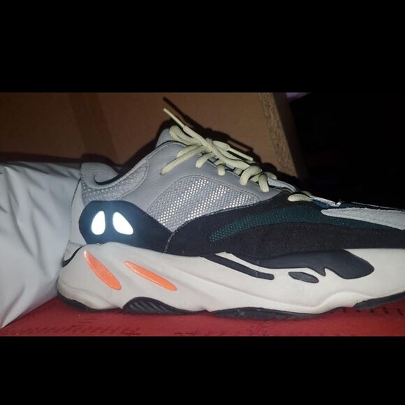 Size 11 - adidas Yeezy Boost 700 Low Wave Runner